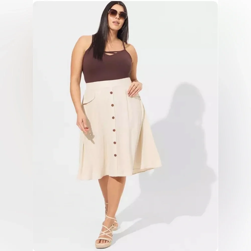 TORRID Size 4X Linen Blend MIdi Cream Button-Front Skirt - Picture 1 of 14